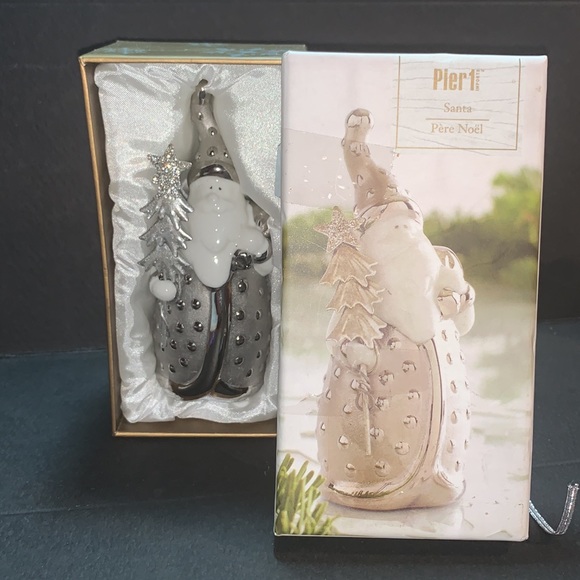Pier 1 Imports Santa Pere Silver & White Ceramic Figurine Original Box Retired - Picture 8 of 8